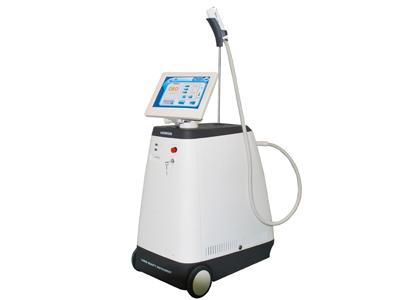 China Impuls Depilacion vertikaler langer Nd Yag Laser 1064/532nm mit großer Spotgröße zu verkaufen