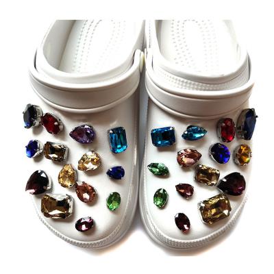 China Designer Glass Metal Shoe Clog Charms Bling Clog Maker For Lady's Shoe Decorations for sale