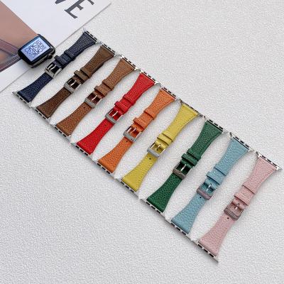 China PU Leather New Design 2022 Wide Strap High Quality Colorful Vintage Bronzed Luxury Leather Wrist Watch Band Leather Watch Strap for sale