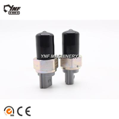 China 499000-4441 sensor de la presión del carril del combustible de DENSO para ND499000-4441 1-80220012-0 YNF03956 en venta