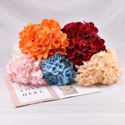 China Real Touch Factory Wholesale Silk Hydrangea Flowers Bouquet Preserved Bulk Artificial Hydrangea Flowers Hydrangeas For Home Decoration for sale