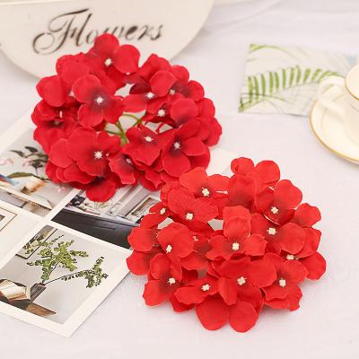 China Wholesale Bulk High Simulation Hydrangea Artificial Flower Heads Artificial Hydrangeas The Red Hydrangea Head For Wedding Decoration for sale