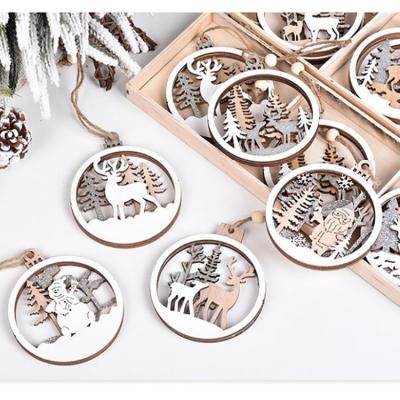 China Amazon Eco-friendly Hot Selling Cavity Round Wooden Christmas Decorations Christmas Tree Decoration For Home Decor for sale