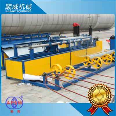 China Weaving Breadth 0.5m - 4.2m Chain Link Wire Machine For Highway / Railway Fencing for sale