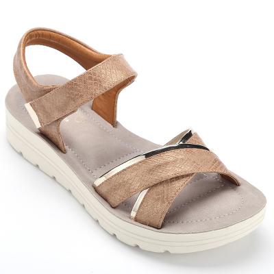 China Cushioning Easy Wear Summer Soft Bottom Women Leather Sandals Platform Flat Shoes for sale