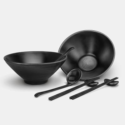 China Viable Direct Sales 2 Bowl Set Tableware Ramen Bowl Set Bowl Restaurant Dinner Set With Spoon Melamine Black Chopsticks And Ramen Bow for sale