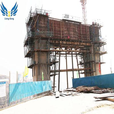 China Easily Assembled LIANGGONG Hydraulic Self-climbing Formwork With Switch For Concreting for sale