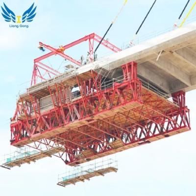 China Industrial Road And Bridge Traveler Flexible Cantilever Concrete Forming Formwork for sale