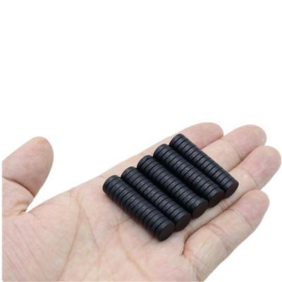 China Industrial Magnet Round N52 Black Rubber Coated Small Neodymium Magnets Stick Magnet For Sale for sale