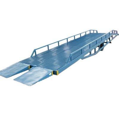 China Garment Shops Mobile dock ramp loading ramp hydraulic loading dock ramp leveling machine for sale