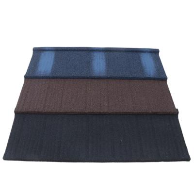 中国 Modern Building Wood Roof Tile Aluminum Zinc Stone Coated Steel Roofing Milano Tile 販売のため