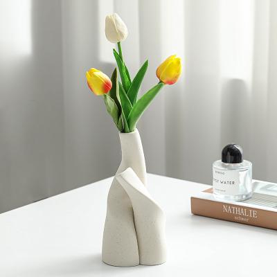 China Minimalist Minimalist Decor White Ceramic Vase Nordic Boho Flower Pampas Grass Vase For Modern Home Decor Wedding Table Office Indoor for sale