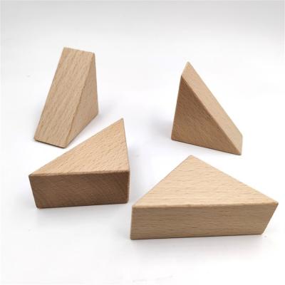 China Custom DIY Triangle Blocks Building Block Toy 5x5x2.5cm Beech Wood Triangle Blocks Wooden Children Toy for sale