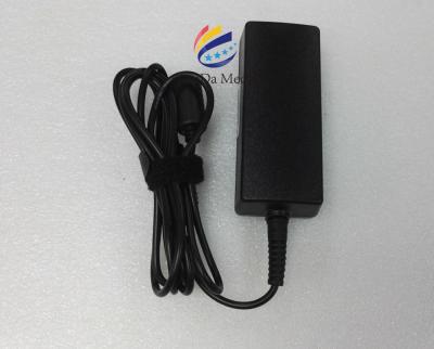 中国 Samsung 19V 2.1A 40W の電源 AC ery CAdapter Battharger 多用性がある AD-4019S 販売のため