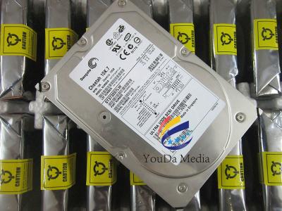 China Bewegen Festplattenlaufwerk Server SCSIs für DELL 0GC827 ST373207LW/3,5 Festplattenlaufwerkspeicher 10000rpm Schritt für Schritt fort zu verkaufen