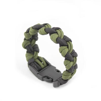 China Fashionable Casual/Sport Paracord Survival Bracelet, Outdoor Customizable Bracelet, Multi-Functional Multicolor Bracelet for sale