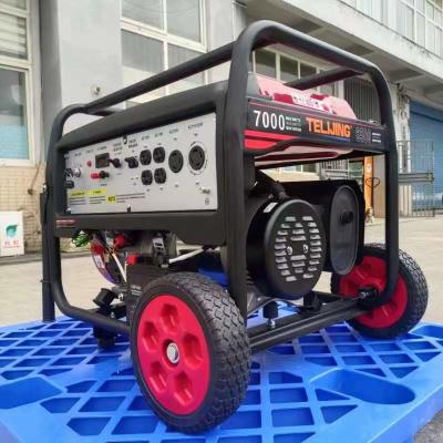 China La mejor opción del OEM es un generador de gasolina de 6,5 kW con arranque de retroceso y voltaje nominal de 230V. en venta