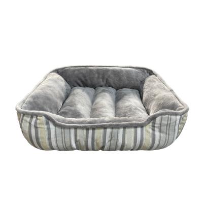 China Newest Factory Sustainable Portable Fashion Rectangle Luxurious Fluffy Pet Nest for sale