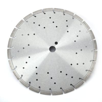 China Diamond Powder 14 Inch Dia 12mm Segments Arix Diamond Pattern Technology Diamond Saw Blade For Concrete for sale