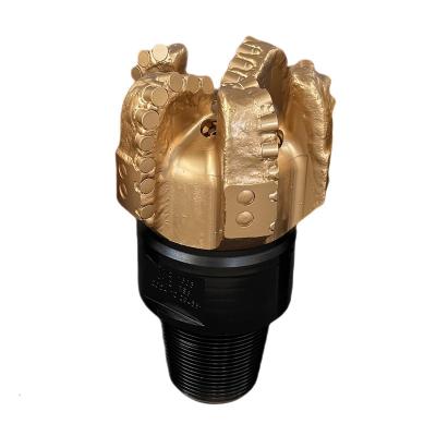 Κίνα 5 λεπίδες PDC Bits Σώμα μήτρας 4-1/2 ′′ API Reg Pin Thread Rock Drill Bits προς πώληση