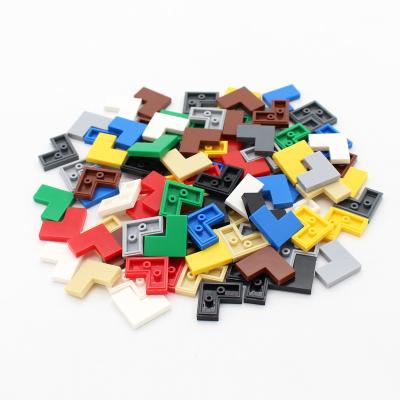 China DIY PLAY MOC Brick 14719 Tile 2x2 Corner Classic Piece Building Block Toys Accessory Compatible with All Brands Building Blocks for sale