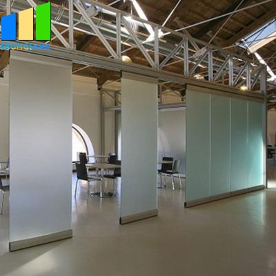 China Puertas de cristal Unframed que resbalan la puerta de plegamiento de aluminio Frameless de la división de cristal de las paredes de división en venta