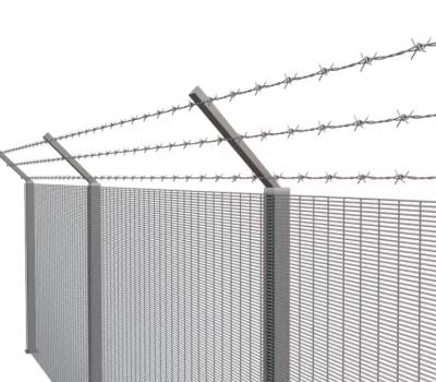 China Easily Assembled 3D Curve Airport Security Perimeter Fence Netting Welded Wire Mesh Trellis & Gates Product for sale