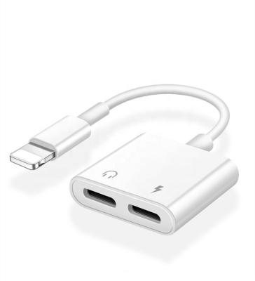 China Universal 2 em 1 Áudio RoHS Lightning Adapter Cable à venda