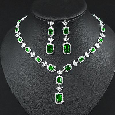 China New Fashion CLASSIC Bridal Wedding Necklace Earrings Pendant Jewelry Set Design Luxury Jewelry For Women for sale