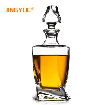 China New Premium Barware 25 Ounce Crystal Clear Glass Twisted Whiskey Classic/Postmodern Home Decanter With Stopper For Party Birthday Wedding for sale