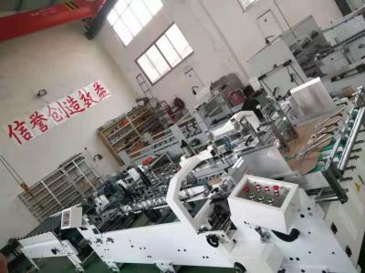 Chine Pneumatique de machine de Gluer de dossier de carton de la boîte 11kw de médecine conduit à vendre