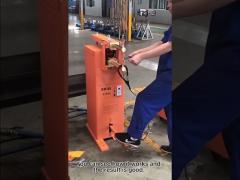 The metal sheet‘s welding of rock arm spot welder