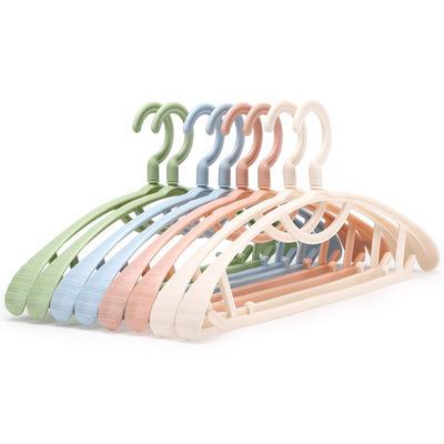 China Durable Plastic Display Non-slip Clothes Racks Coat Hanger Rotating Modern Wide Shoulder Flexible Hanger for sale