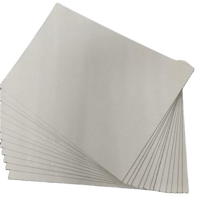 Chine 700*1000mm Anti-Curl Bulk Recycle Gray Cardboard Paper Sheet à vendre