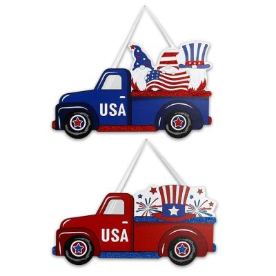 China Home Decorations.Gifts Party supplier Wooden US Independence Day Car Hanging Decor Independence Party Happy 4th Of July Gifts for sale