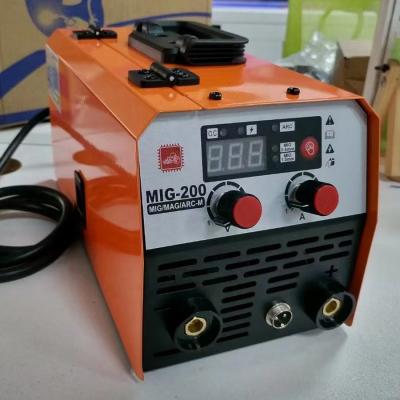 Chine Machine de soudage à arc à inverseur IGBT MIG 200 avec fil à cœur de flux et de fréquence 50/60HZ à vendre