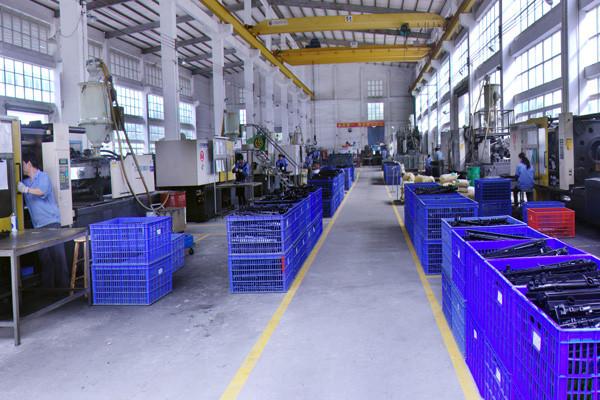 Проверенный китайский поставщик - GUANGZHOU KINGA AUTOPARTS MANUFACTURE CO.,LTD.