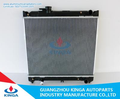 China Kundenspezifische Auto-Aluminiumheizkörper für Suzuki VITARA '88 - 97 TA01 G16A Soem 17700-60A00/60A11/60A12 17700 - 85C01 zu verkaufen