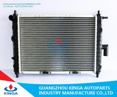 China Daewoo MATIZ '01 Manual Transmission Auto Radiator Plastic Car Radiator Tank for sale