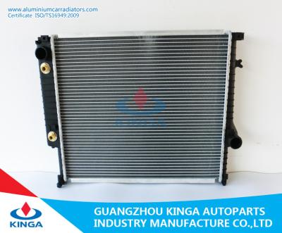 Китай 320/325/530/730i 91-94 НА OEM замены радиатора BMW 1468079/1709457/1719261 продается