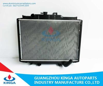 중국 Kinga 미츠비시 DELICA 86-99MT OEM MB356342/605252를 위한 자동 차 엔진 냉각 장치 방열기 판매용