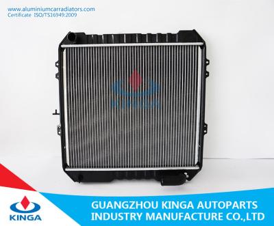 China Radiador feito sob encomenda Toyota Hilux 1988 do disconto auto 1993 substituições diretas de Radiadore do ajuste da TA à venda