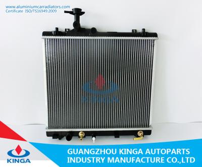 Cina TIGRE 2012 di SUZUKI a spessore di plastica 16mm del carro armato del radiatore di SUZUKI in vendita