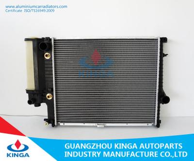 China 1468469/ Radiador de aluminio de 1719309 BMW para 520I/525I'88-E34 EN el tamaño 32m m de base en venta