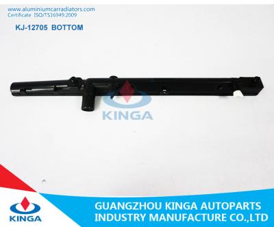 Chine Réservoir en plastique de l'eau pour des pièces de réservoir de radiateur du radiateur PROBOX/SUCCEED VAN'02-03 de voiture de TOYOTA à vendre