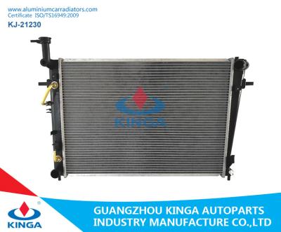 China Radiadores automotrices de aluminio 2009 de la astilla de Hyundai que sueldan Tucson 25310-2E850 25310-2E870 en venta