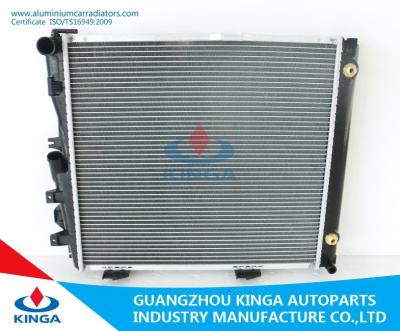 Chine Radiateur en aluminium W124 de benz/PA32 de 230E '84 - 93/36 À OEM 124 de DPI 453 500 2803/9003 à vendre