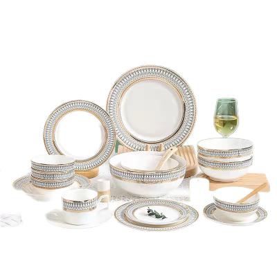 China Disposable Ceramic Dinner Plate Sets Party Western Luxury Wedding Bone China Market Tableware Saudi Arabia Gold Rim Dinner Dishes for sale