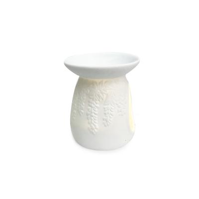 China New Design Decoration White Wedding Favors Gift Home Decoration Ceramic Aroma Oil Burner With Tea Light for sale