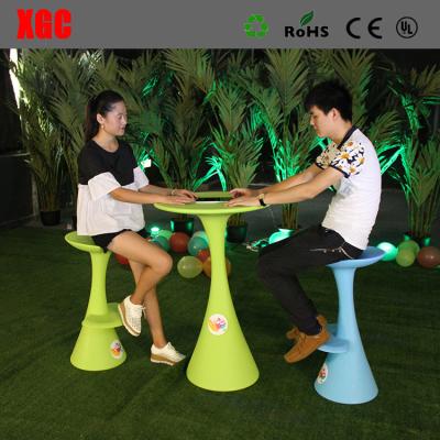 China Lightweight Cocktail Table Plastic Garden Furniture Sets With 8 Colors Available for sale